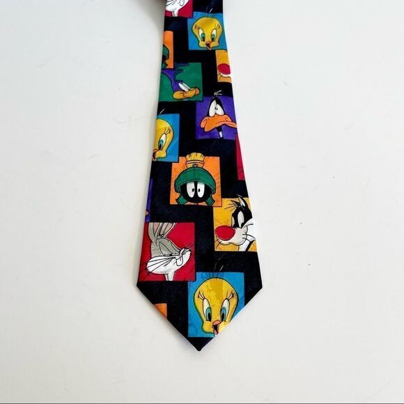 🚨4$25 VINTAGE 90s LOONEY TUNES Mania Mens Tie - Picture 2 of 3